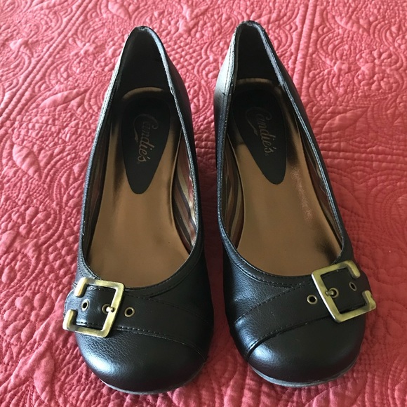 Vintage Candie’s Black Buckle Wedges - Picture 1 of 2